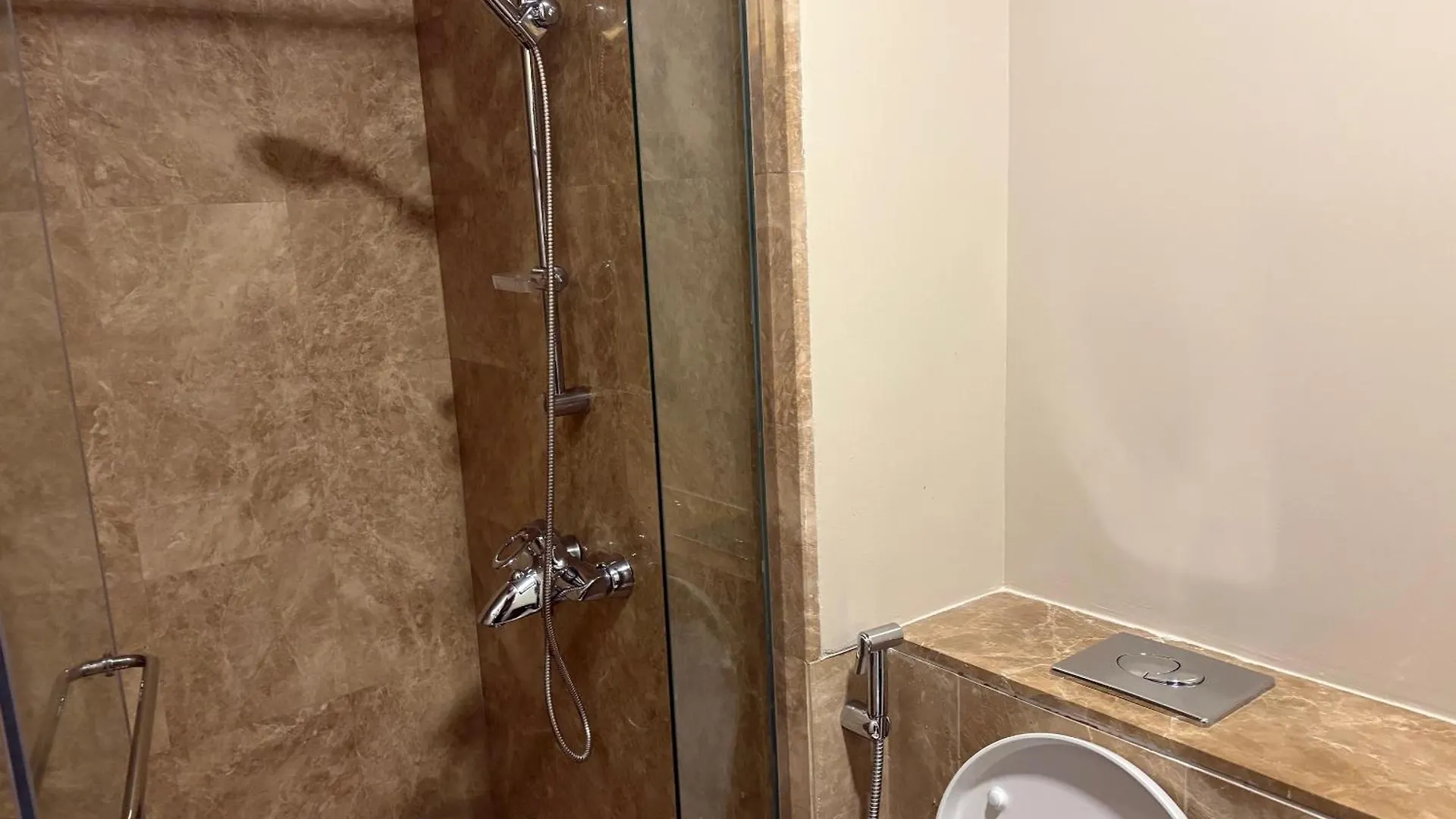Apartment Grandeur Residence Dubai